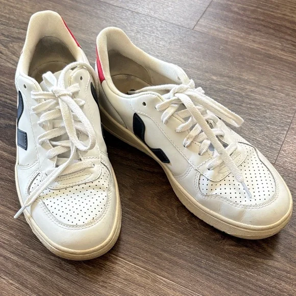 Veja White Sneakers with Black and Red Accents - Picture 4 of 4